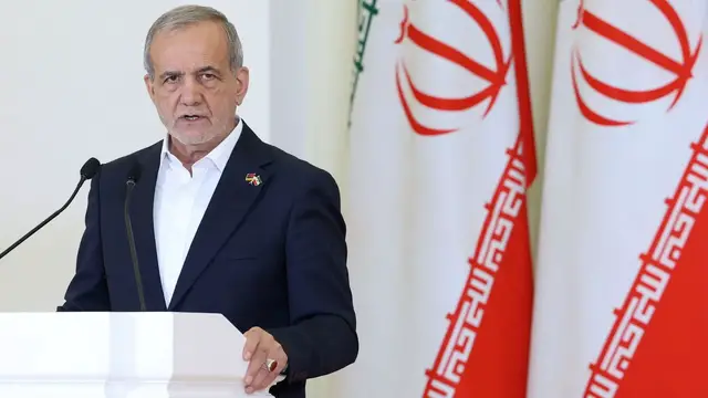 'Video thumbnail for Growing political rift in Iran as clashes between reformists and conservatives heat up'