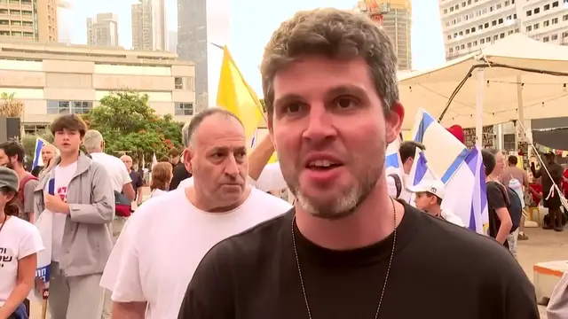 'Video thumbnail for ‘Give him the Nobel Peace Prize!’ Israelis celebrate Donald Trump-brokered ceasefire with street parties'