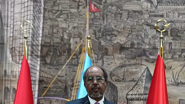 Video thumbnail for Somalia cancels UAE agreements over sovereignty concerns