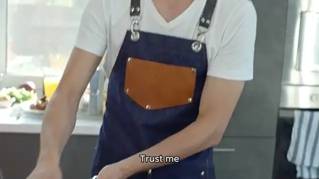 Video thumbnail for Slow Cooker Ground Beef Chow Mein