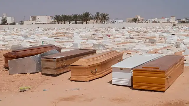 Video thumbnail for Tunisian coastal town mourn death of residents who drowned at sea