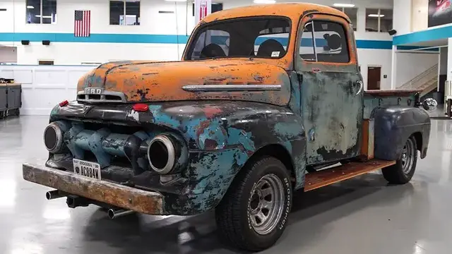 Video thumbnail for The Unusual 'Backward Drive' Pick-Up Truck