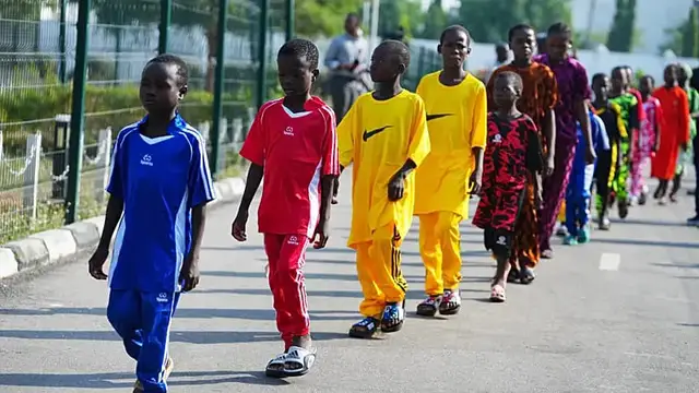 Video thumbnail for Nigeria boosts security as 130 kidnap victims freed