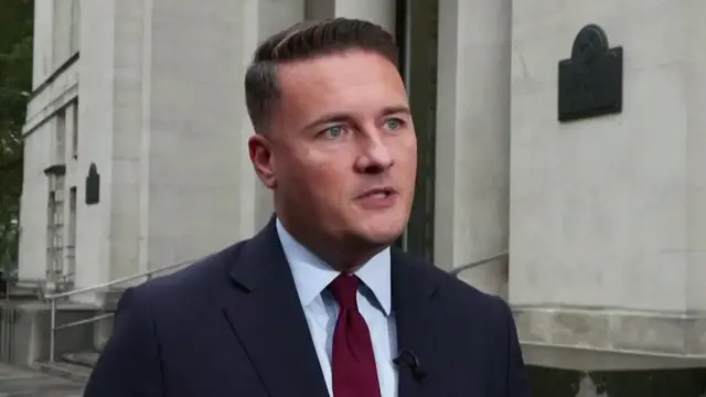 Video thumbnail for UK to deploy fighter jets to defend Saudi Arabia