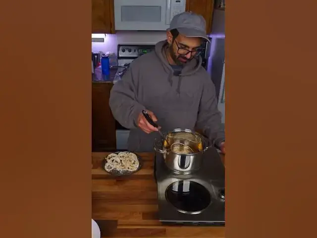 Video thumbnail for Onion Ring #short