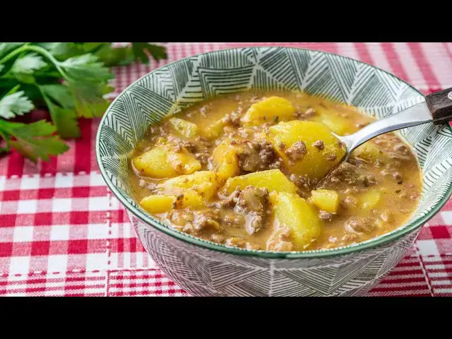 Video thumbnail for Cold Night Cheeseburger Soup | Easier Eats