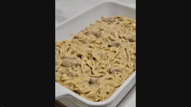 Video thumbnail for Easy Beef Stroganoff