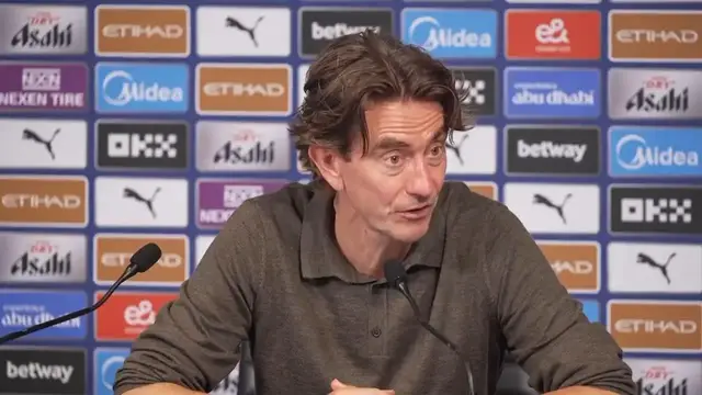 'Video thumbnail for "Difficult to pick one player" - Frank praises "exceptional" Spurs after 2-0 win at City'