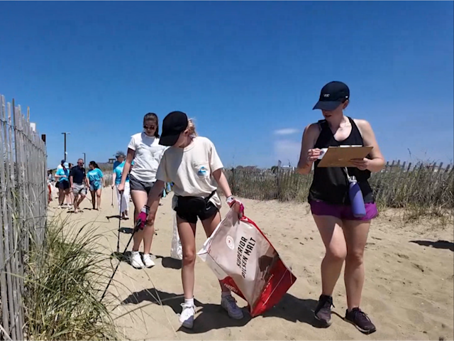 Video thumbnail for Volunteers brave extreme heat in Asbury Park to clean up beaches and protect coastline