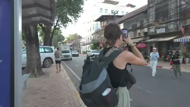 'Video thumbnail for Border Crossing Thailand To Laos Travel Guide 2025'