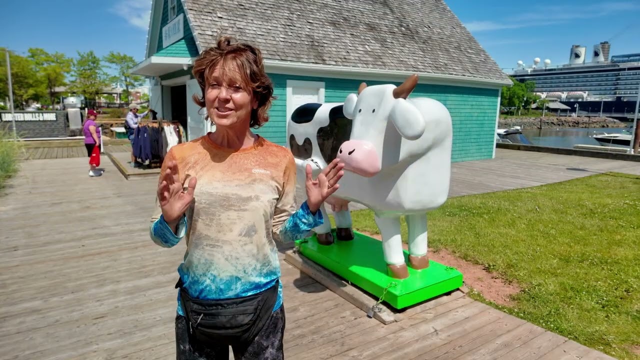 Video thumbnail for Visiting Charlestown, Prince Edward Island, Canada