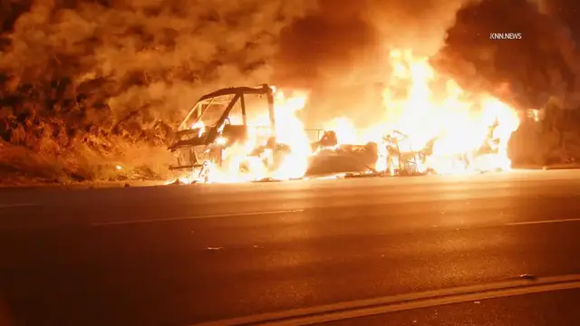 Video thumbnail for US, Los Angeles: Diamond Bar RV Fire Spreads to Hillside on WB 60 Fwy.