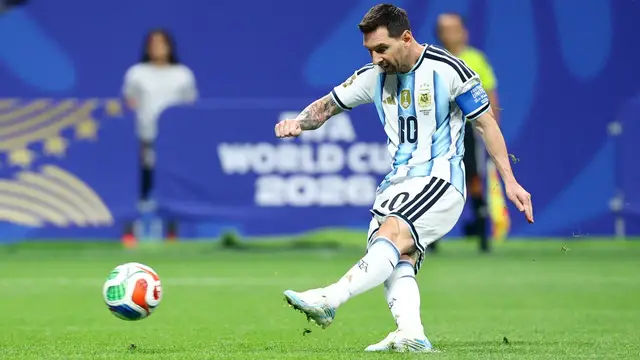 Video thumbnail for Lionel Messi Cements Legacy as One of Football's Greatest