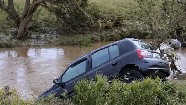 Video thumbnail for Deadly Floods Devastate South Africa’s Eastern Cape: At Least 49 Dead, More Missing