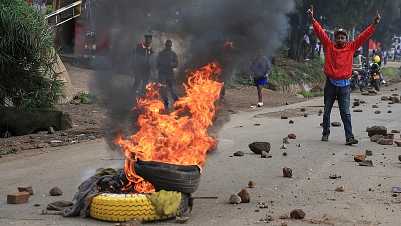Video thumbnail for Kenya transport protests turn deadly as four killed in fuel price unrest