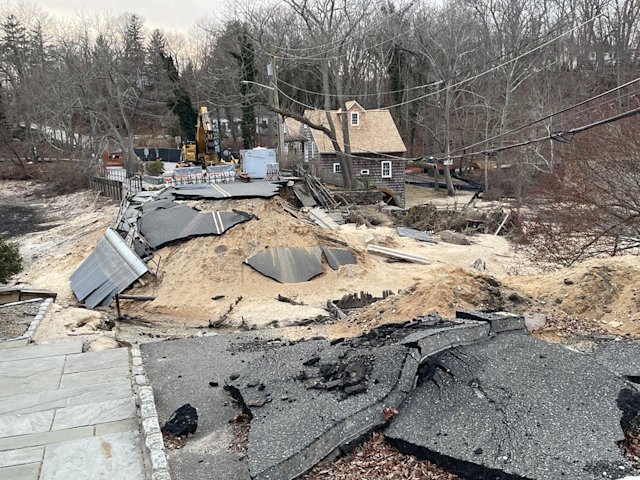 Video thumbnail for Harbor Road in Stony Brook one step closer to repairs after funding announced