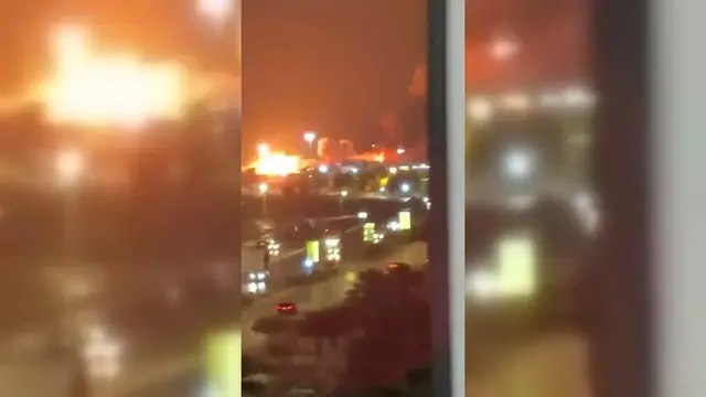 Video thumbnail for Iran: U.S. Strikes Hit Bandar Abbas Port as Explosions Are Reported.