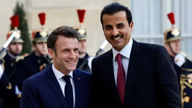 Video thumbnail for Inside Qatar-France ties as Macron’s Gulf tour seeks energy and defence deals