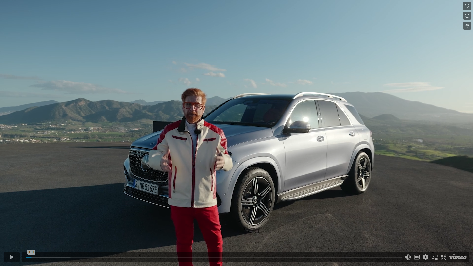 Video thumbnail for The Mercedes-Benz GLE Gets Smarter, Faster, and Slightly More Opinionated