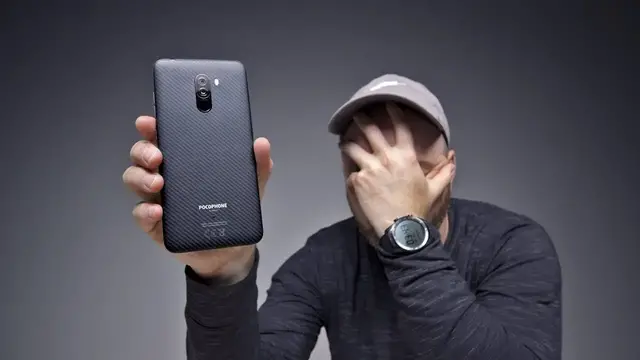Video thumbnail for Switching To The Pocophone F1...