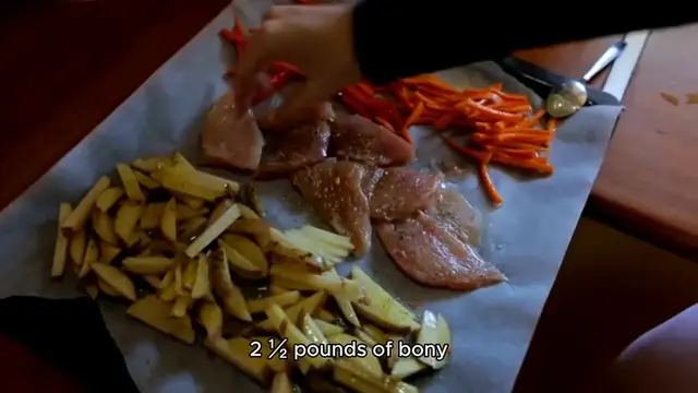 Video thumbnail for Chicken broth recipe