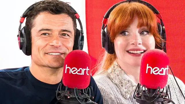 Video thumbnail for Orlando Bloom praises Bryce Dallas Howard for bonding with his daughter on the 'Deep Cover' set