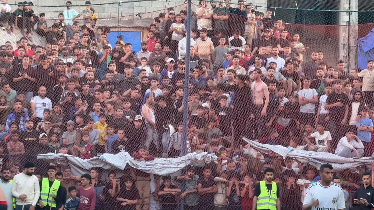 Video thumbnail for Gaza Football Match Resumes Play 39.