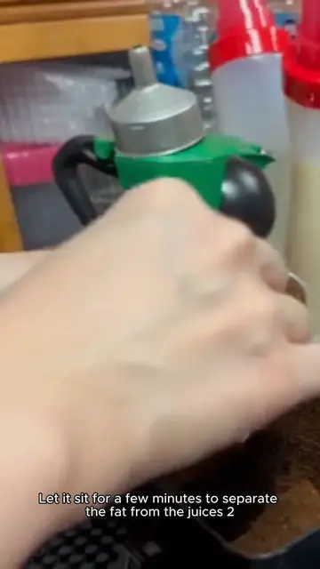 'Video thumbnail for turkey gravy recipe'