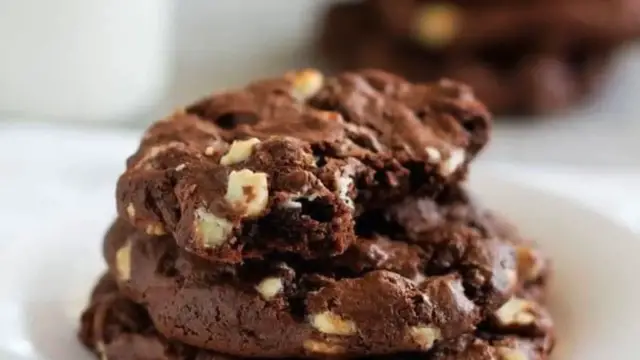 Video thumbnail for Double Chocolate Cake Mix Cookies recipe