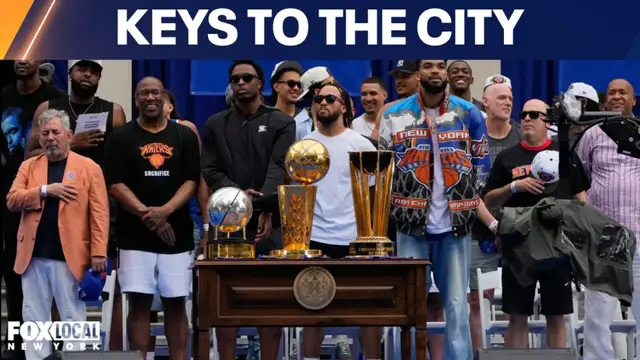 Video thumbnail for FULL: Knicks Keys to the City Ceremony