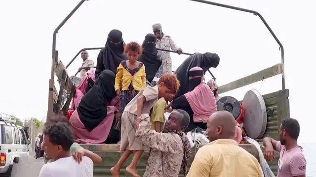 Video thumbnail for Djibouti struggles to shelter thousands of Yemeni refugees fleeing conflict