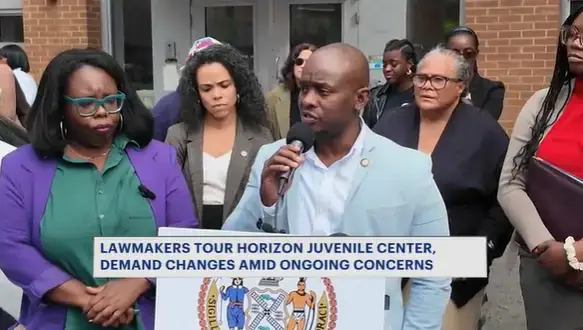 Video thumbnail for NYC lawmakers tour Horizon Juvenile Center, demand changes amid ongoing concerns