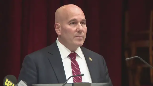 Video thumbnail for Nassau County Police detail Bethpage stabbing