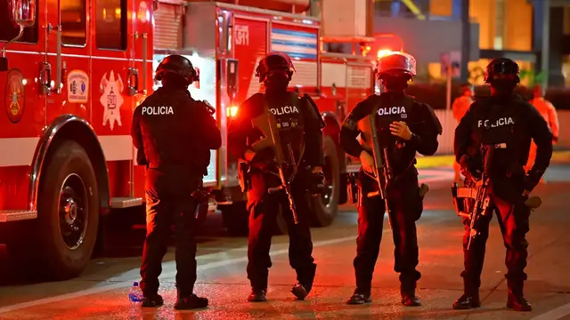 'Video thumbnail for Deadly car explosion outside Ecuador mall sparks investigation'
