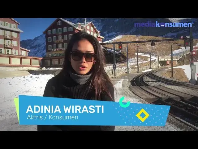 'Video thumbnail for Adinia Wirasti tentang MediaKonsumen.com'