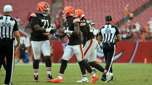 Video thumbnail for Browns Triumph Over Buccaneers in Surprising Week 2 Matchup