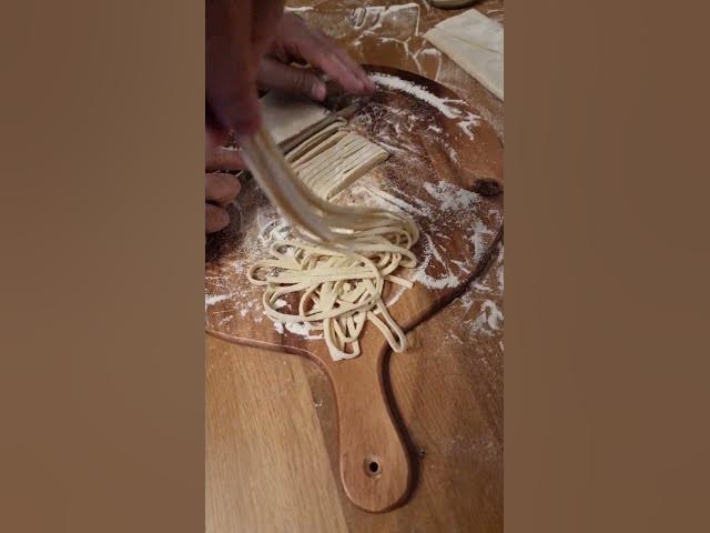 Video thumbnail for So satisfying #shots #short #pasta