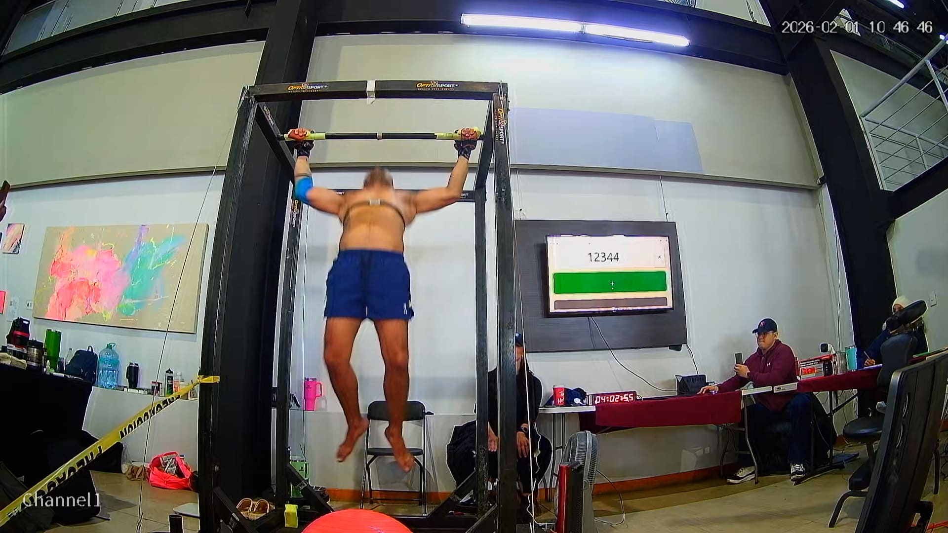 Video thumbnail for Enrique Zapata Sets World Record with 12,345 Pull-Ups in 24 Hours