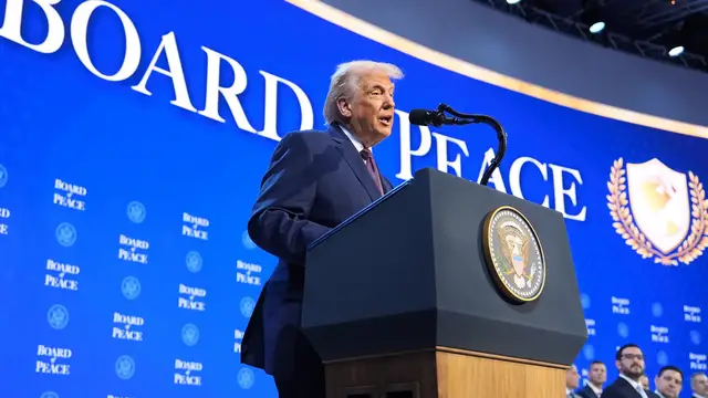 Video thumbnail for Trump opens 'Board of Peace' by listing countries the US has bombed