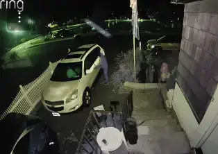 Video thumbnail for Exclusive surveillance video captures suspect accused of breaking into car, targeting others in Mamaroneck