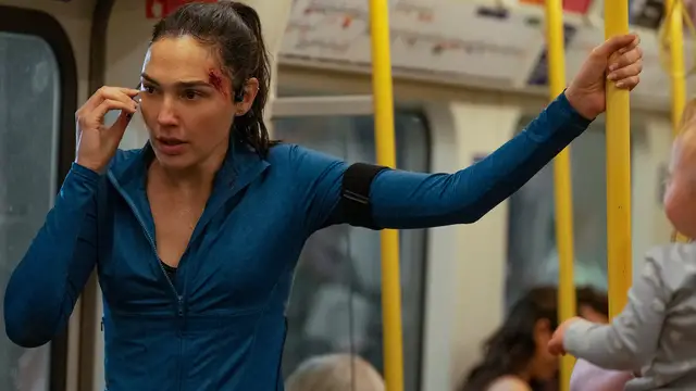 Video thumbnail for The Runner - Official Trailer
