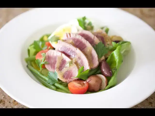 Video thumbnail for Tuna Nicoise Salad | Byron Talbott