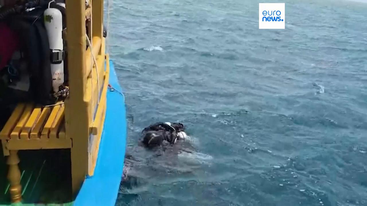 Video thumbnail for 'No way out': Italian divers who died in the Maldives may have become lost in cave, rescuers say