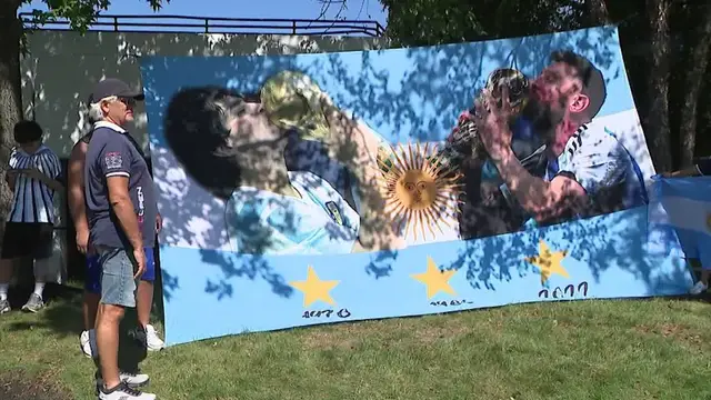 Video thumbnail for World Cup fever builds in New Jersey as fans gather outside team hotels ahead of final