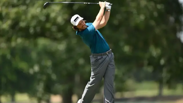 Video thumbnail for Fleetwood on Mastering Golf Consistency: Tips for Every Age