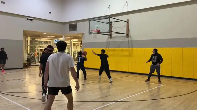 Video thumbnail for austin bourque: dunk sessions with friends