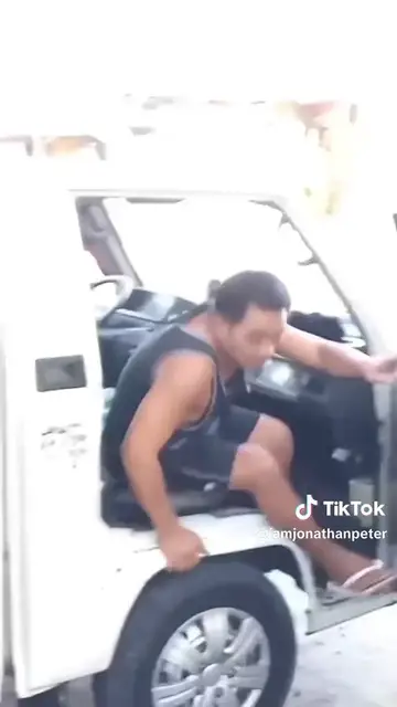 'Video thumbnail for Snapchat-1018836932'