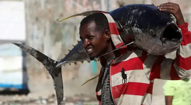 Video thumbnail for Somali fishermen struggle as trawlers drain millions from coastal waters