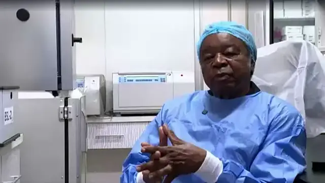 Video thumbnail for Veteran Congolese doctor still helping fight Ebola at 84
