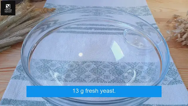 Video thumbnail for Simple and Delicious Cream Bun Recipe for Beginners